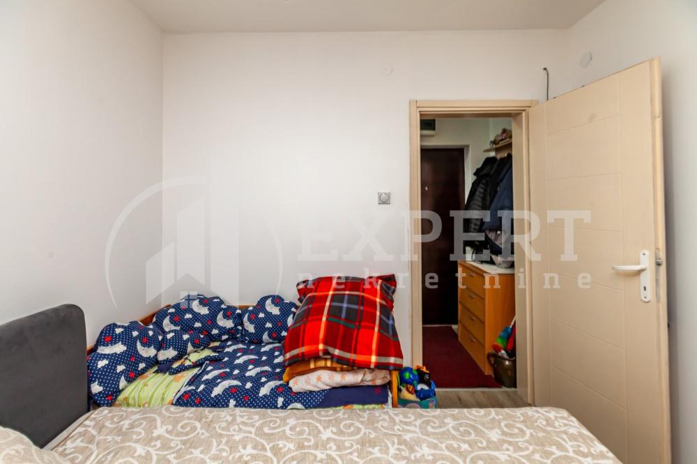 Slika 5 - Stan u zgradi, novogradnja, uknjižen, grejanje na struju, oglas ID p-015306