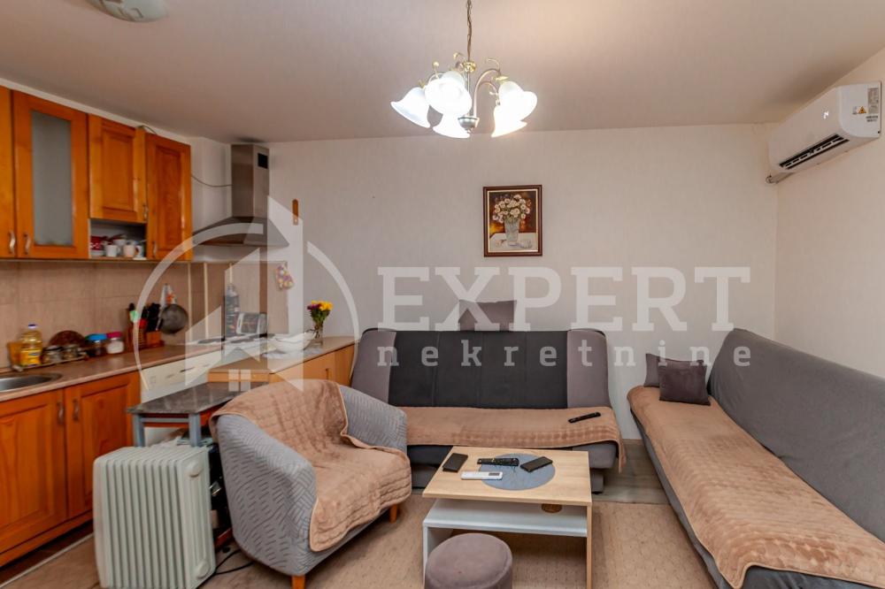 Slika 1 - Stan u zgradi, novogradnja, uknjižen, grejanje na struju, oglas ID p-015306