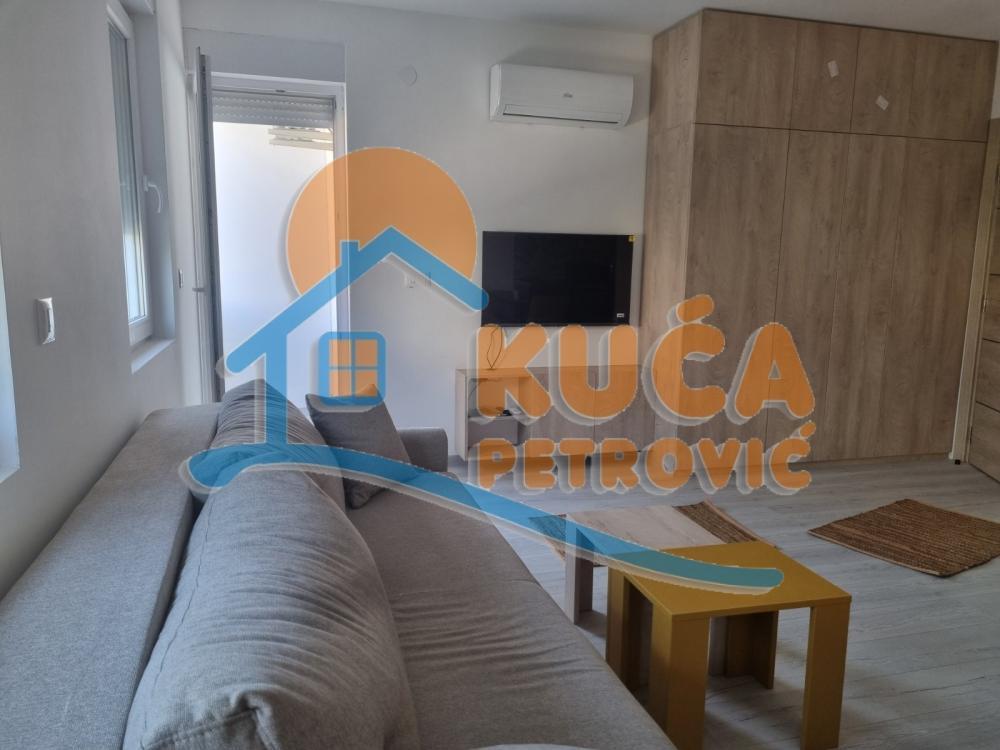 Glavna slika -Garsonjera, oglas ID p-015332