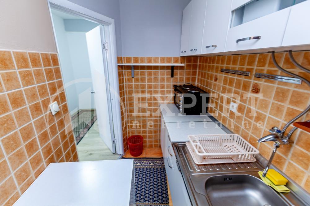 Slika 5 - Stan u zgradi, uknjižen, grejanje na struju, oglas ID p-015317