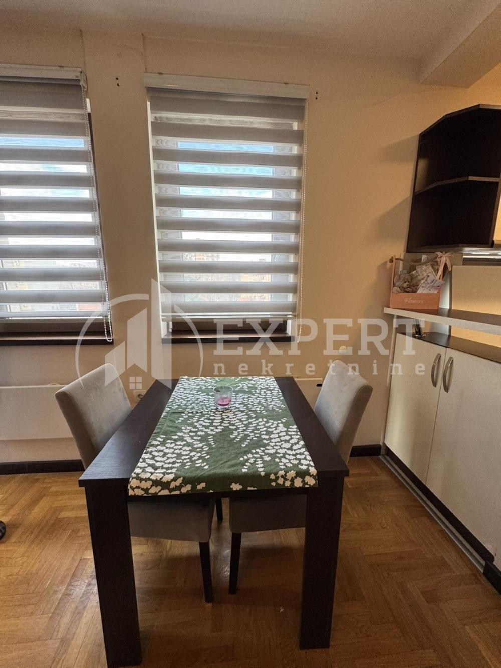 Slika 6 - Stan u zgradi, novogradnja, uknjižen, grejanje na struju, oglas ID p-015369