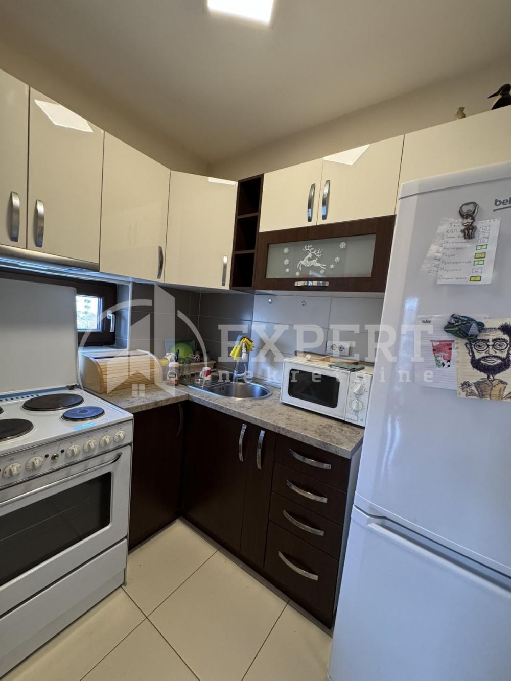 Slika 5 - Stan u zgradi, novogradnja, uknjižen, grejanje na struju, oglas ID p-015369