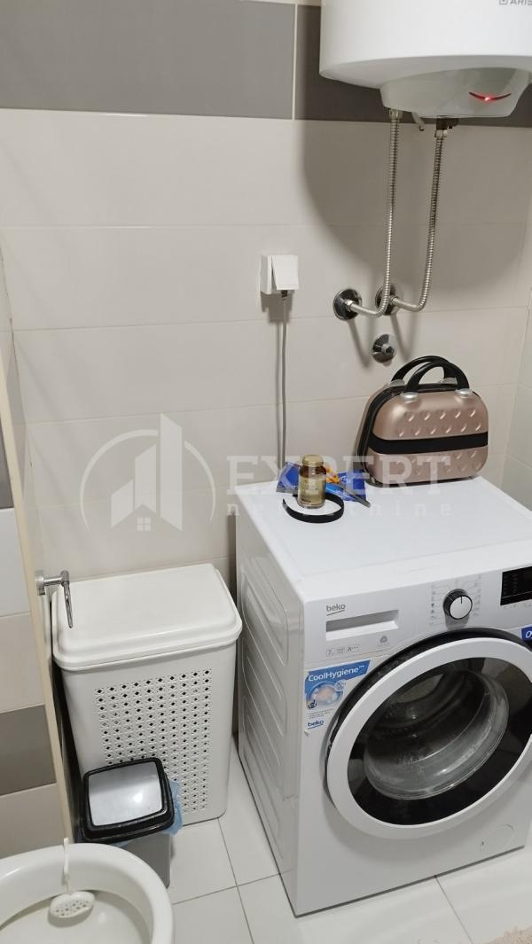 Slika 10 - Stan u zgradi, novogradnja, uknjižen, grejanje na struju, oglas ID p-015369