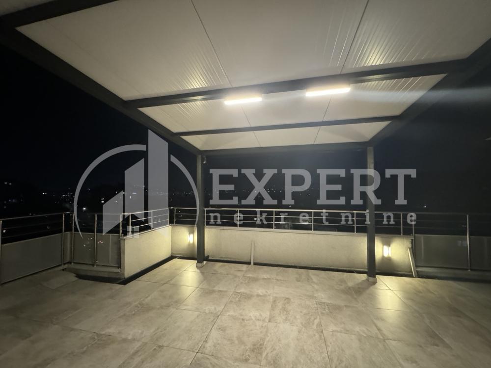 Slika 6 - Stan u zgradi, uknjižen, centralno grejanje, oglas ID p-014153