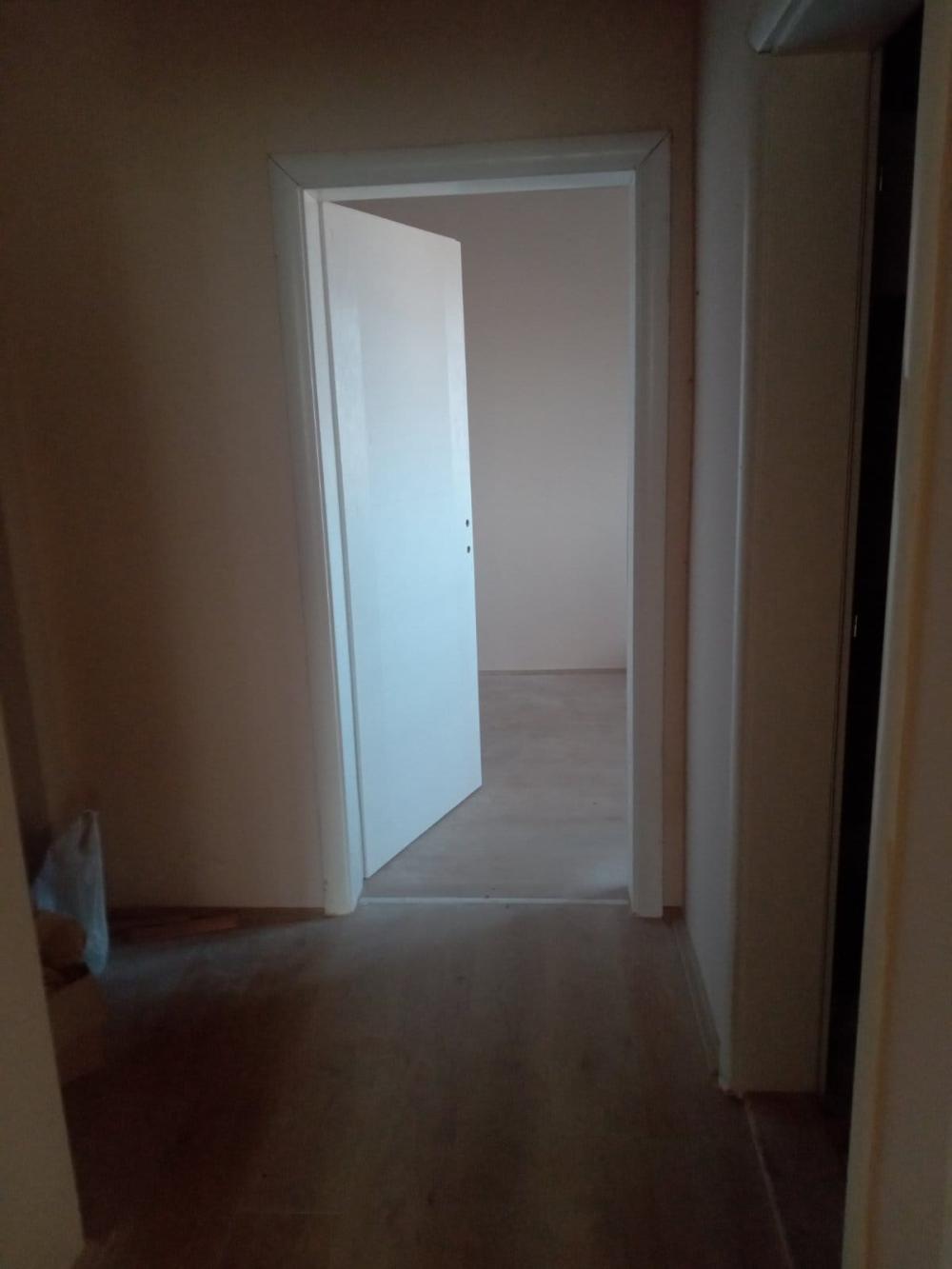 Slika 6 - Useljiv stan u novogradnji, 1.5 na III spratu