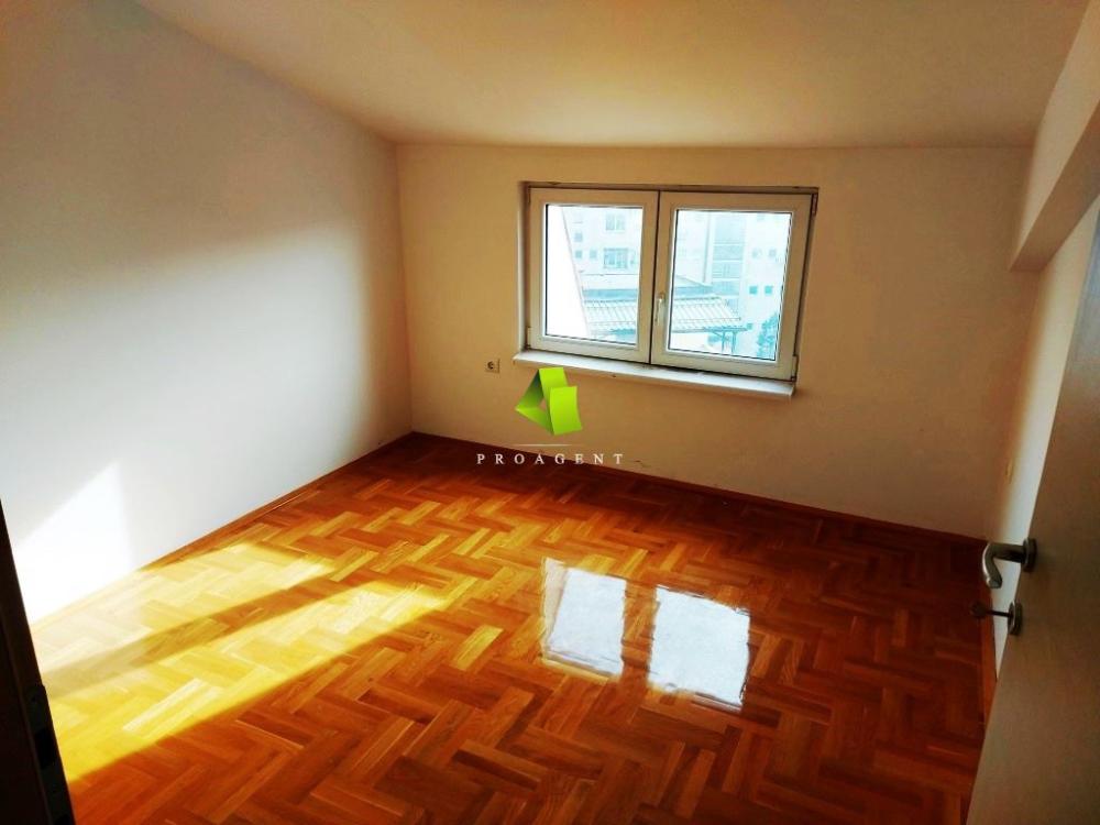 Slika 2 - Nov dvoiposoban stan sa PDV-om u centru ID#7437