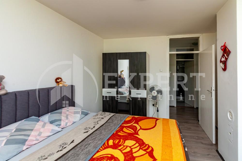 Slika 6 - Stan u zgradi, uknjižen, grejanje na struju, oglas ID p-015482