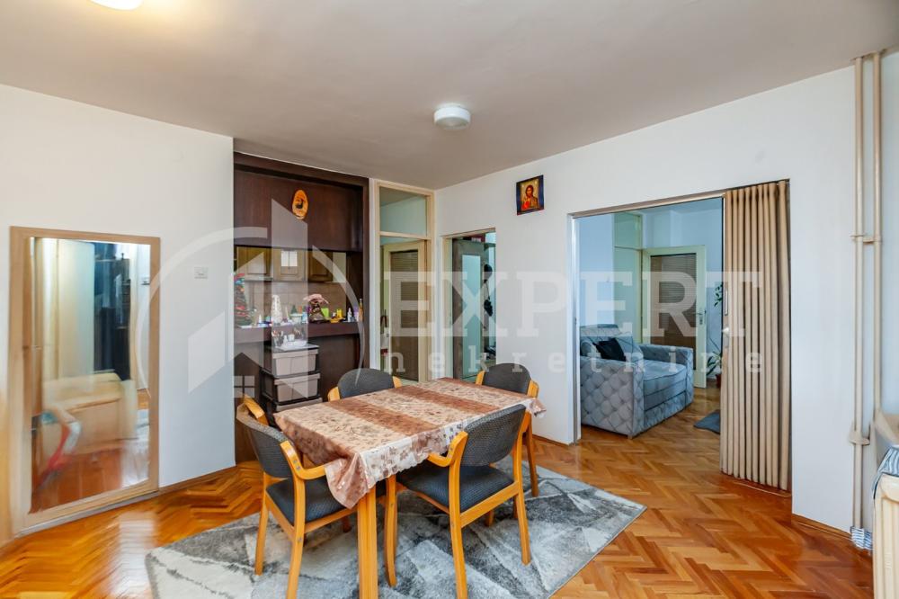 Slika 7 - Stan u zgradi, uknjižen, centralno grejanje, oglas ID p-015584