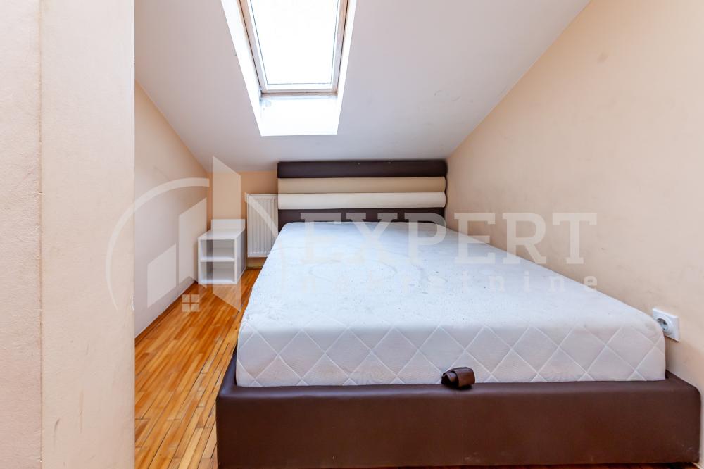 Slika 5 - Stan u zgradi, uknjižen, etažno grejanje, oglas ID p-015586