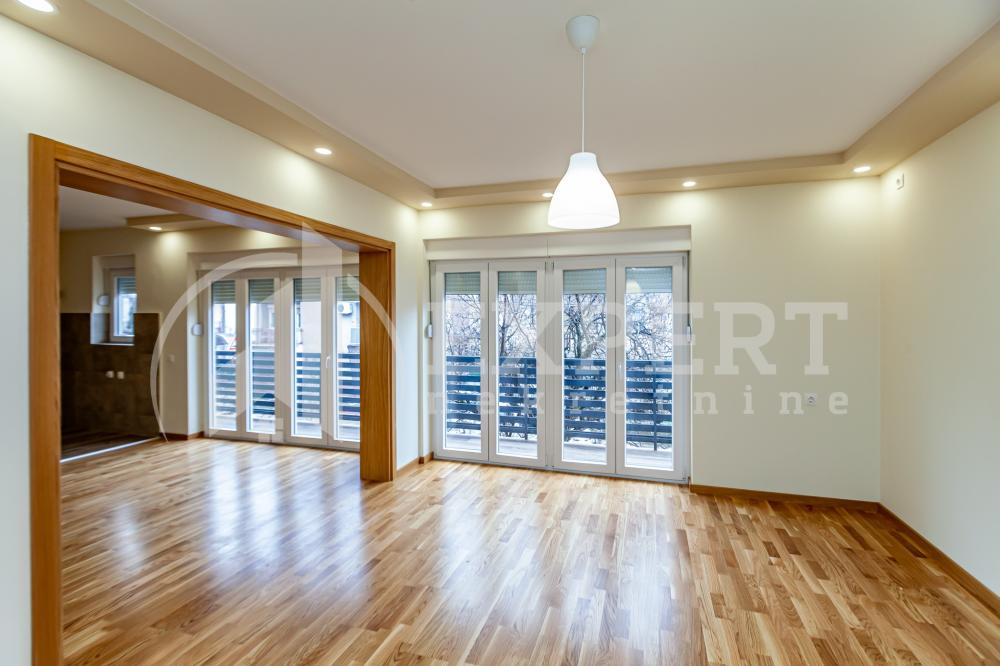 Slika 2 - Stan u zgradi, uknjižen, oglas ID p-015616