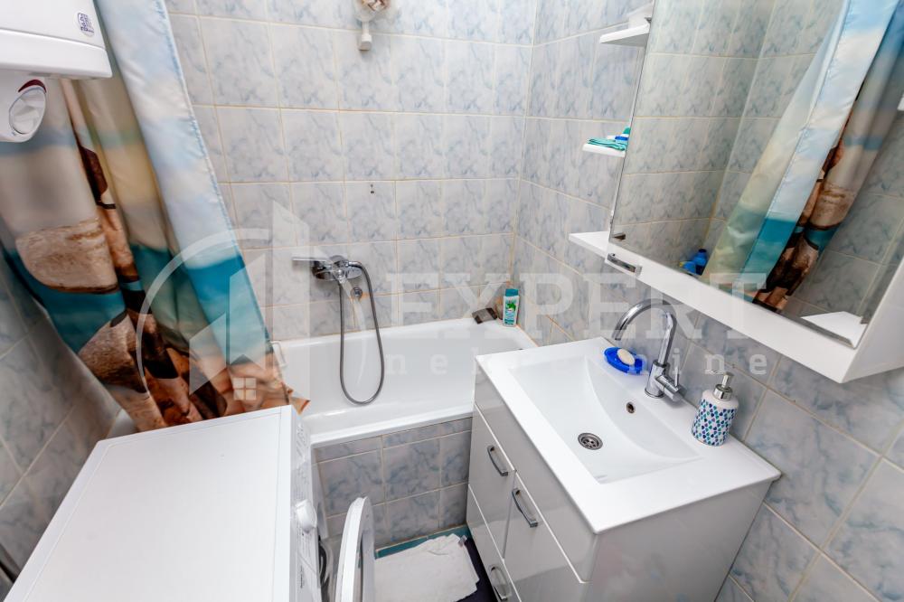 Slika 9 - Stan u zgradi, novogradnja, uknjižen, centralno grejanje, oglas ID p-015622