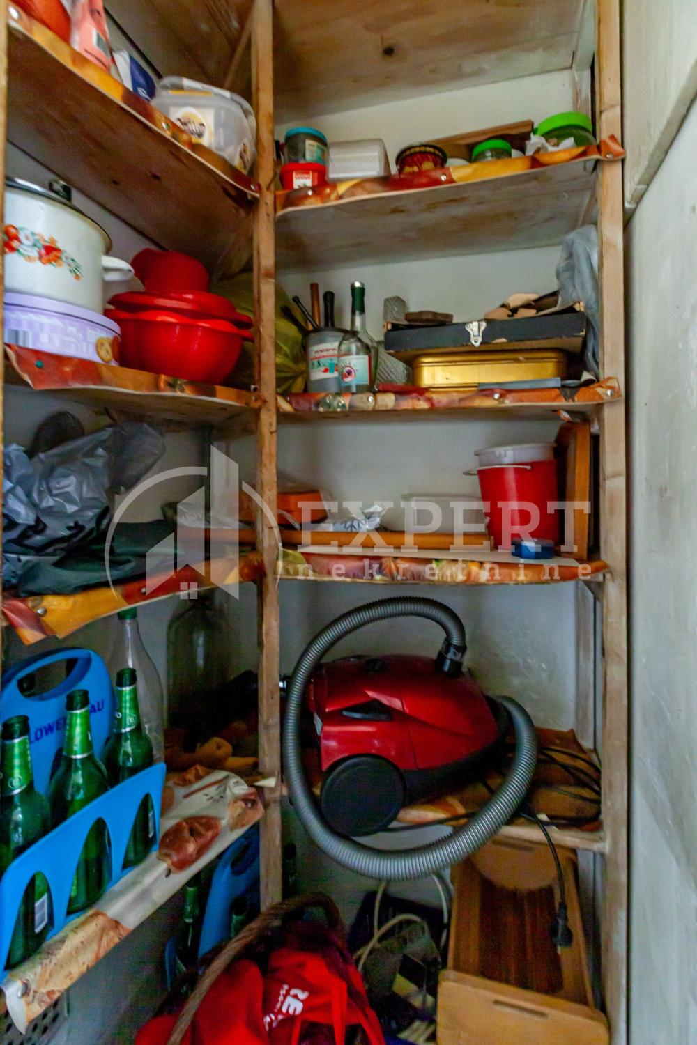 Slika 10 - Stan u zgradi, grejanje na struju, oglas ID p-015627