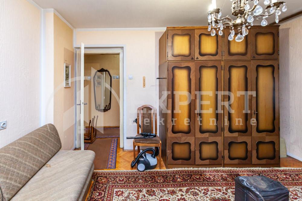 Slika 5 - Stan u zgradi, grejanje na struju, oglas ID p-015627