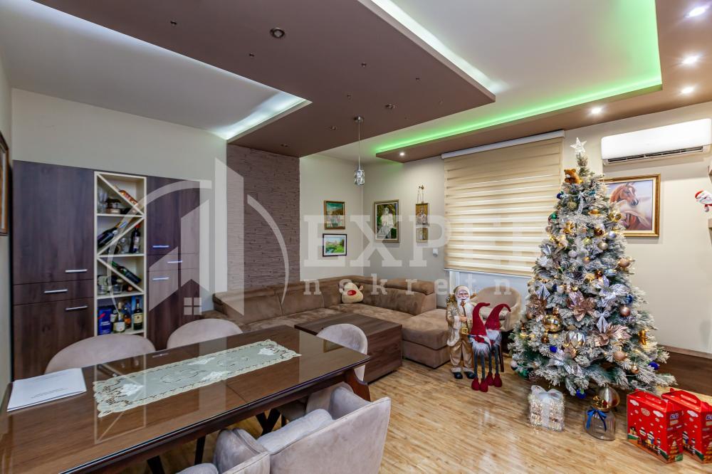 Glavna slika -Stan u zgradi, uknjižen, centralno grejanje, oglas ID p-015641