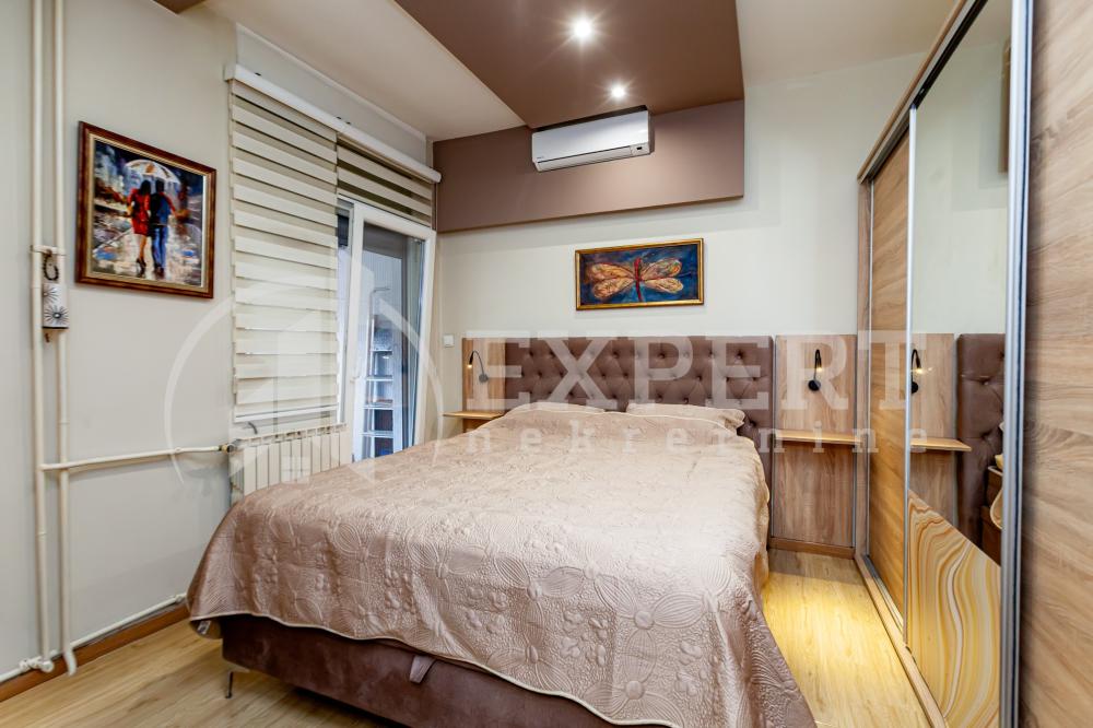 Slika 4 - Stan u zgradi, uknjižen, centralno grejanje, oglas ID p-015641