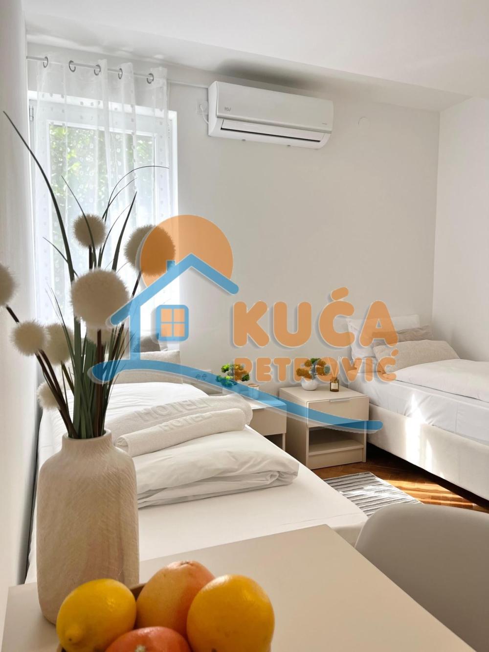 Slika 3 - Stan u zgradi, uknjižen, grejanje na struju, oglas ID p-015652