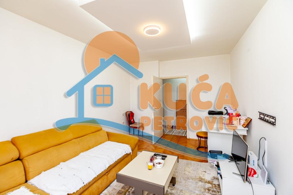 Slika 2 - Stan u zgradi, uknjižen, oglas ID p-015684