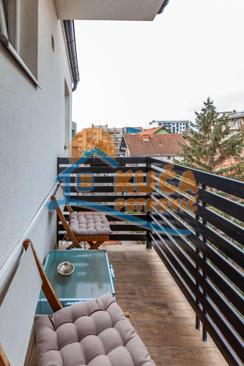 Slika 7 - Stan u zgradi, novogradnja, etažno grejanje, oglas ID p-015637