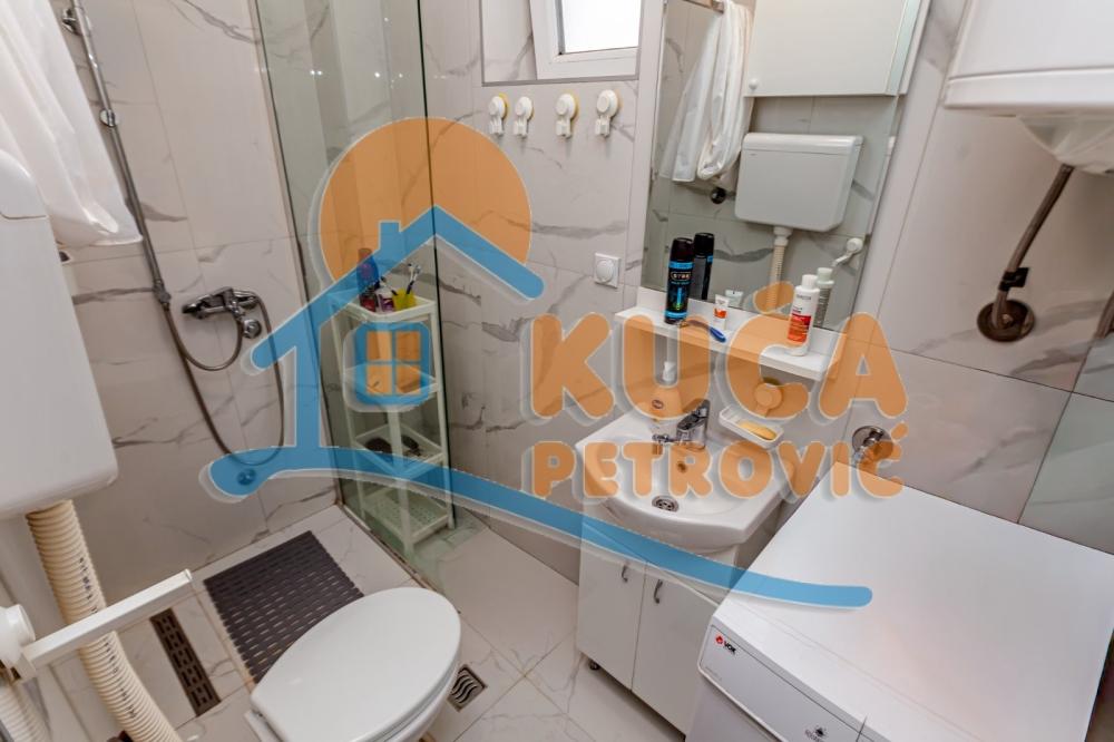 Slika 5 - Stan u zgradi, novogradnja, etažno grejanje, oglas ID p-015637