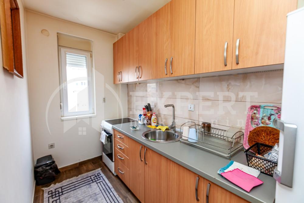 Slika 3 - Stan u zgradi, novogradnja, etažno grejanje, oglas ID p-015637