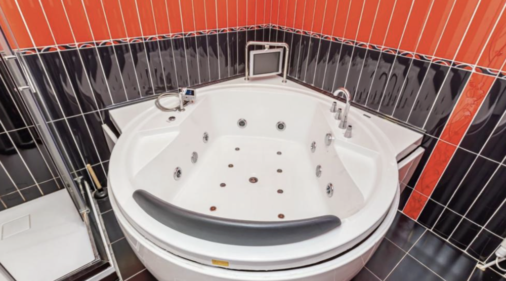 Slika 9 - Prodaje se sa nameštajem i parkingom