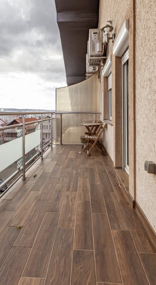 Slika 8 - Prodaje se sa nameštajem i parkingom