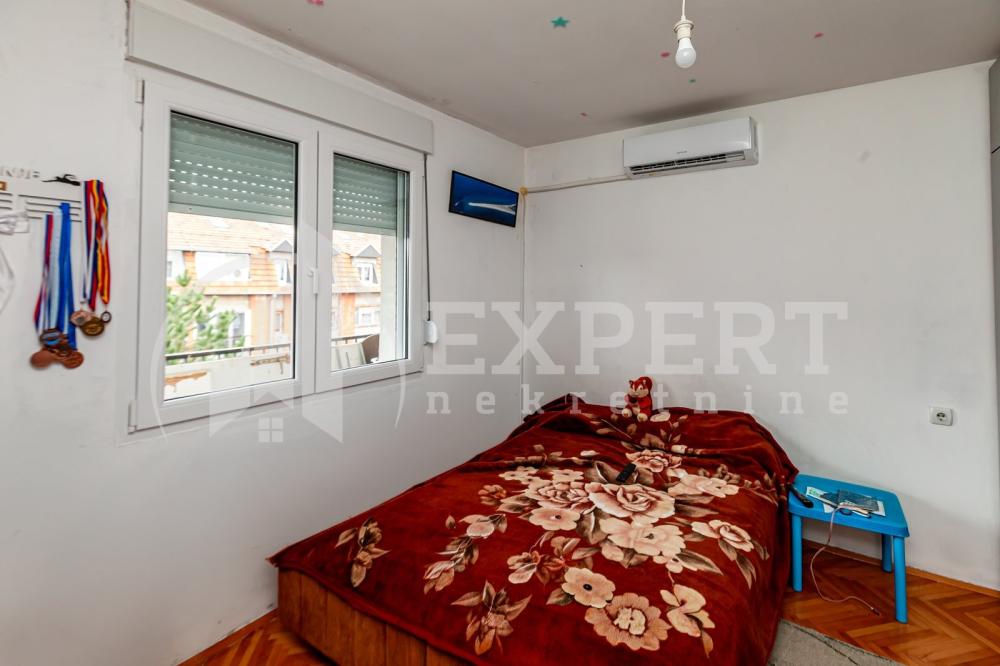 Slika 3 - Stan u zgradi, uknjižen, grejanje na struju, oglas ID p-015836