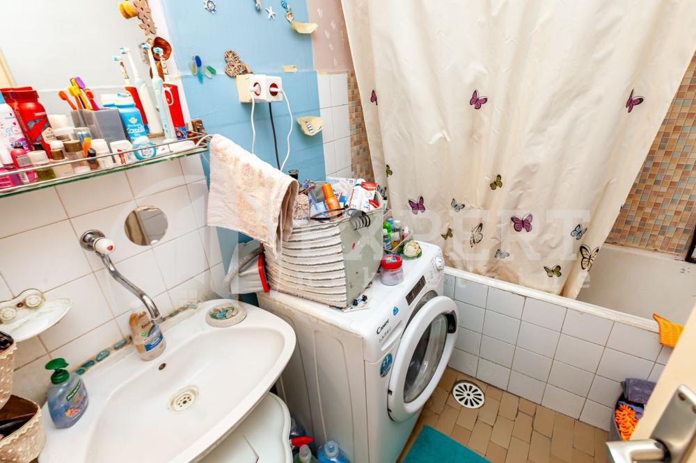 Slika 11 - Stan u zgradi, uknjižen, centralno grejanje, oglas ID p-015892