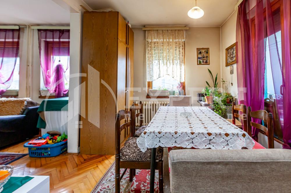 Slika 1 - Stan u zgradi, uknjižen, centralno grejanje, oglas ID p-015909