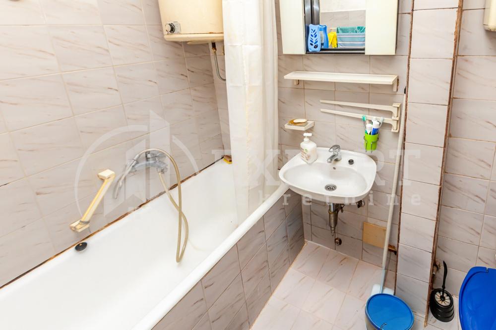 Slika 9 - Stan u zgradi, uknjižen, centralno grejanje, oglas ID p-015909