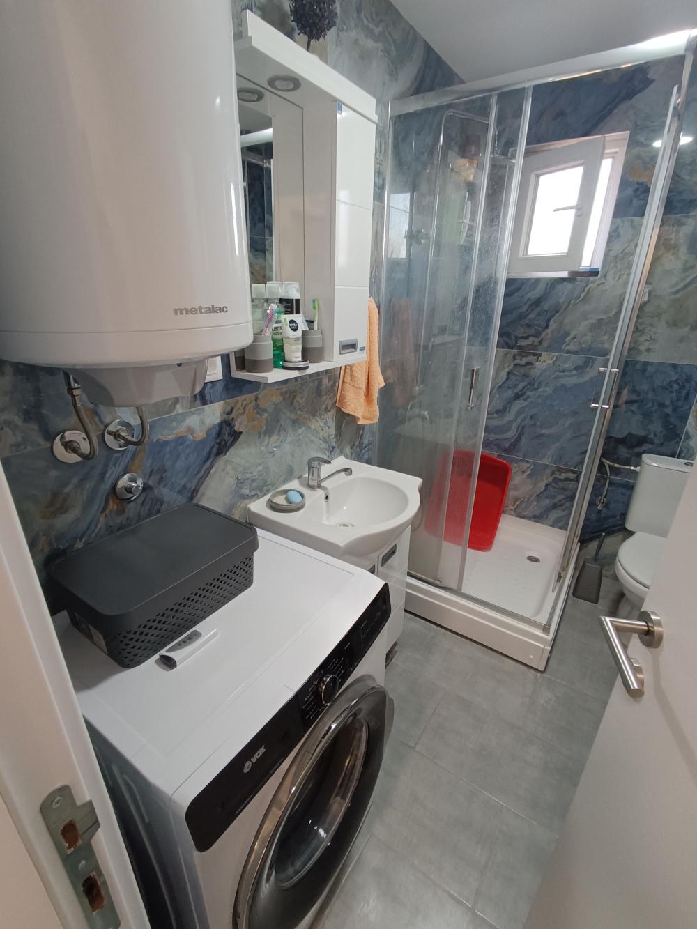 Slika 11 - 43m²+43m² terasa, 1.5, sa nameštajem i parkingom, 105.000€