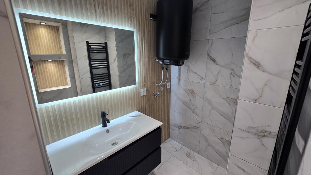 Slika 5 - Prodaja stana, terasa, lift