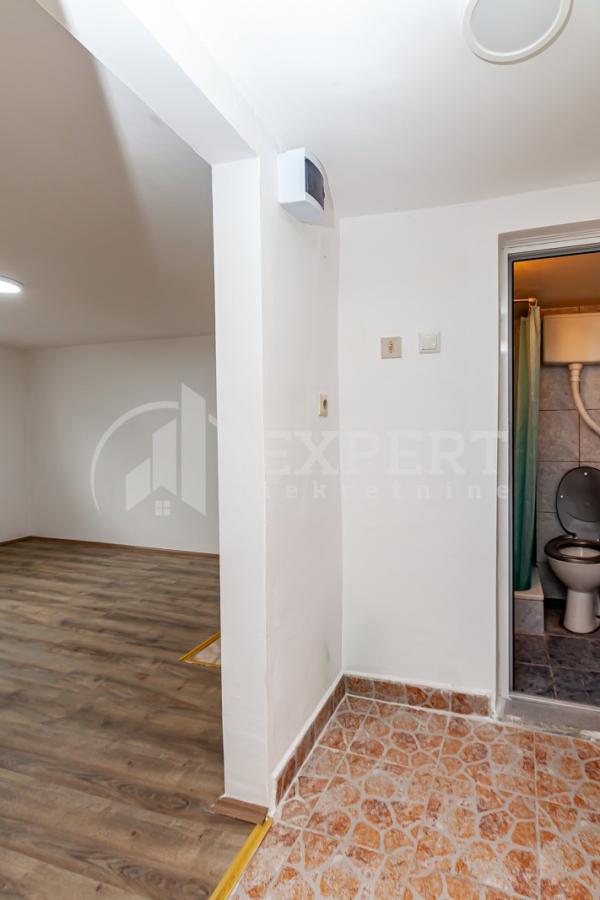 Slika 3 - Garsonjera, grejanje na struju, oglas ID p-015920