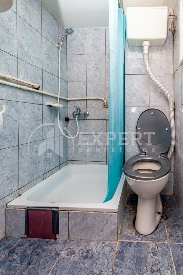 Slika 4 - Garsonjera, grejanje na struju, oglas ID p-015920