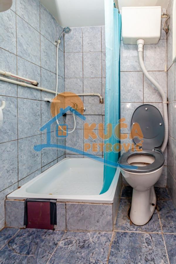 Slika 4 - Garsonjera, grejanje na struju, oglas ID p-015920