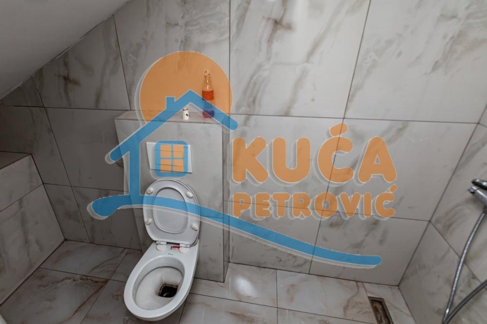 Slika 4 - Stan u zgradi, novogradnja, uknjižen, grejanje na struju, oglas ID p-015931