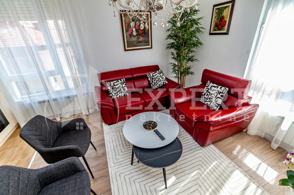 Slika 1 - Stan u zgradi, novogradnja, uknjižen, etažno grejanje, oglas ID p-015996