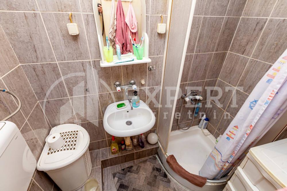 Slika 11 - Stan u zgradi, uknjižen, centralno grejanje, oglas ID p-016008