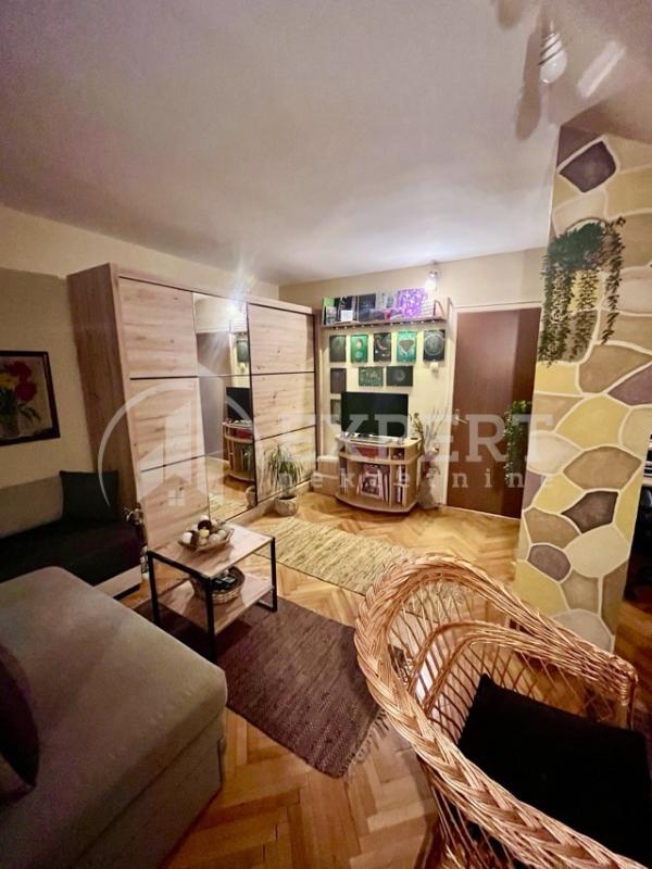 Slika 2 - Stan u zgradi, grejanje na struju, oglas ID p-016013