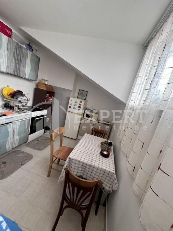 Slika 4 - Stan u zgradi, grejanje na struju, oglas ID p-016013