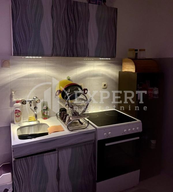 Slika 6 - Stan u zgradi, grejanje na struju, oglas ID p-016013