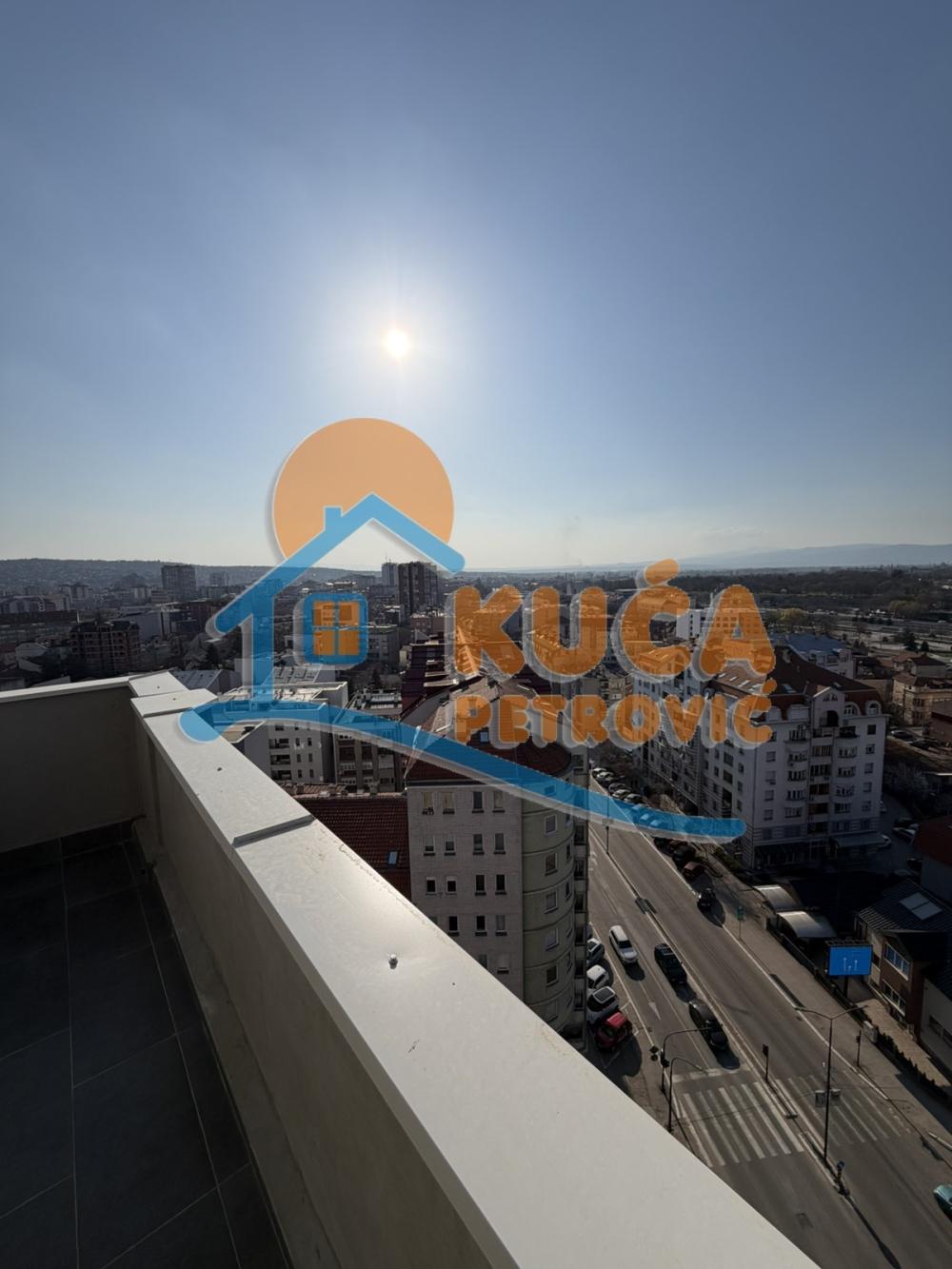 Slika 5 - Stan u zgradi, uknjižen, grejanje na struju, oglas ID p-016066