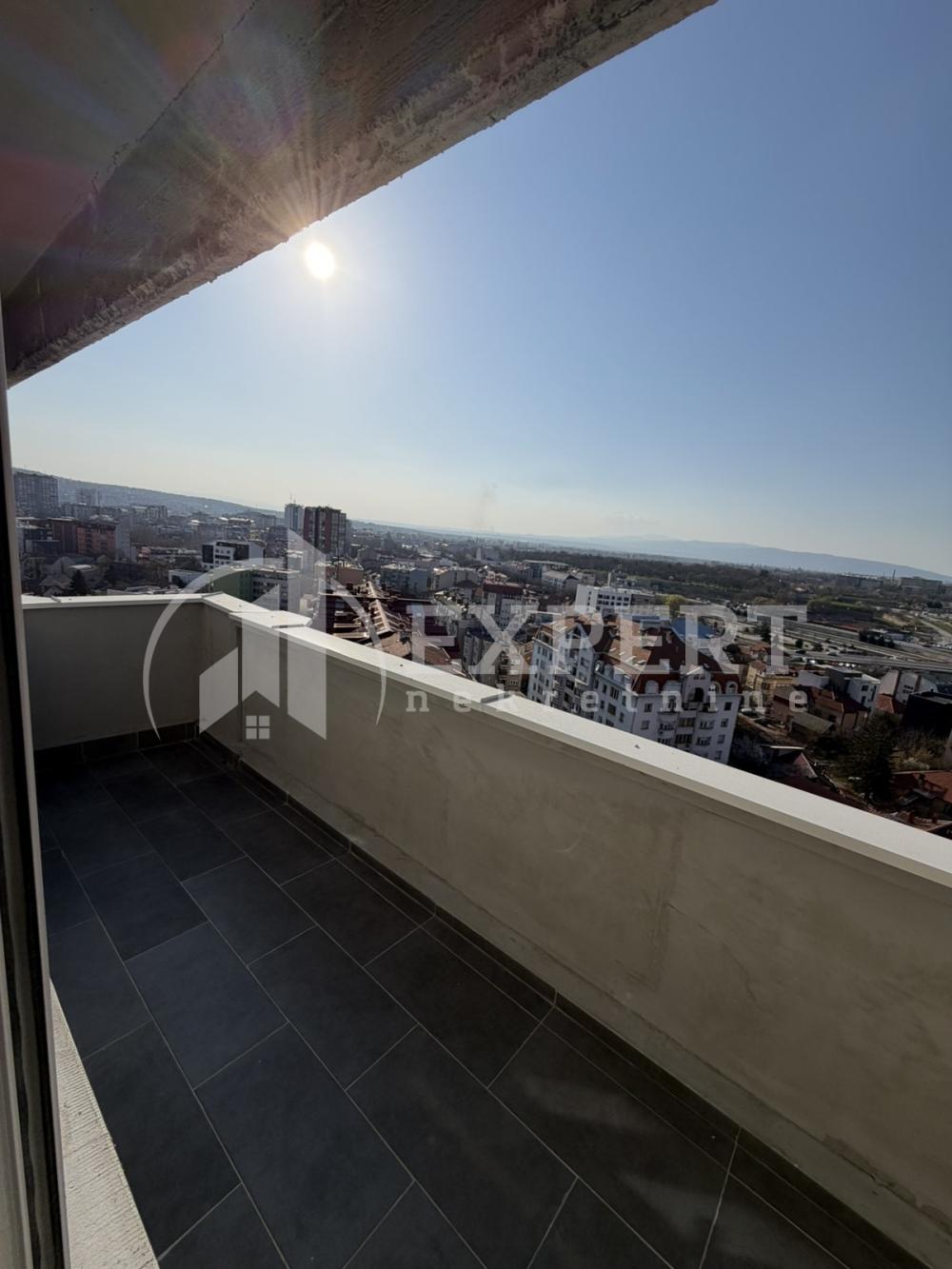 Slika 6 - Stan u zgradi, uknjižen, grejanje na struju, oglas ID p-016066