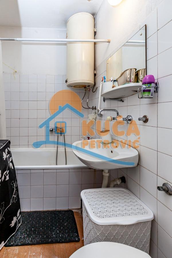 Slika 4 - Stan u zgradi, oglas ID p-016109