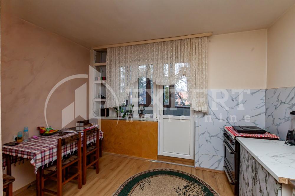 Slika 1 - Stan u zgradi, grejanje na struju, oglas ID p-016054