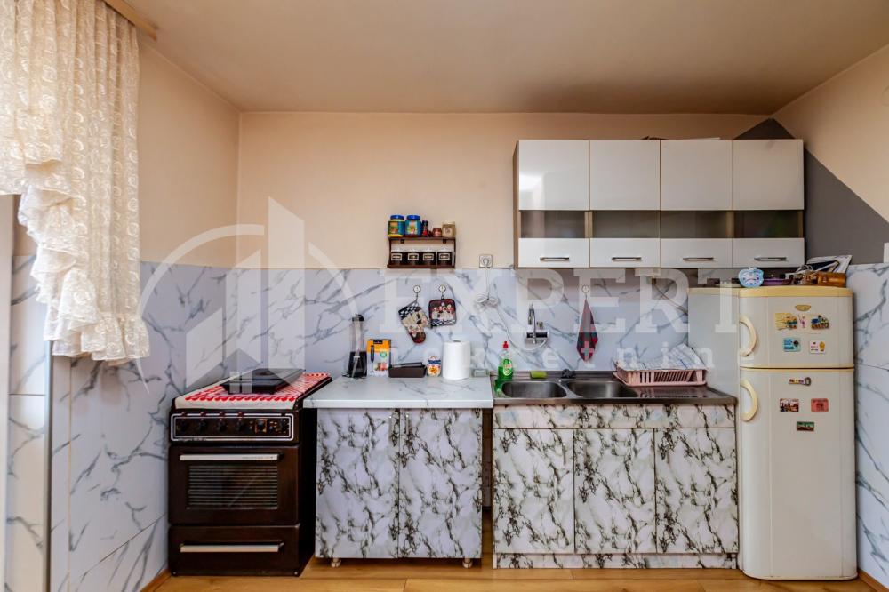 Slika 4 - Stan u zgradi, grejanje na struju, oglas ID p-016054