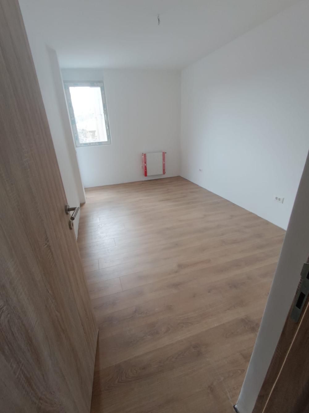 Slika 3 - 3.5 novi stan u centru u kvalitetnoj zgradi