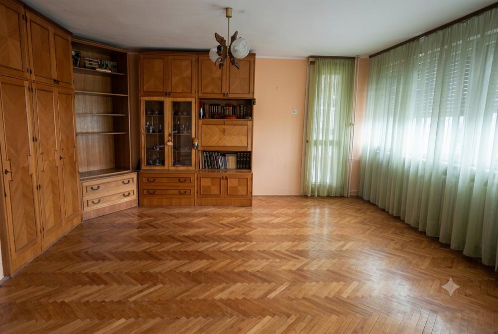 Slika 0 - Na prodaju stan 90m2,Vojvode Tankosica,Dom Zdravlja