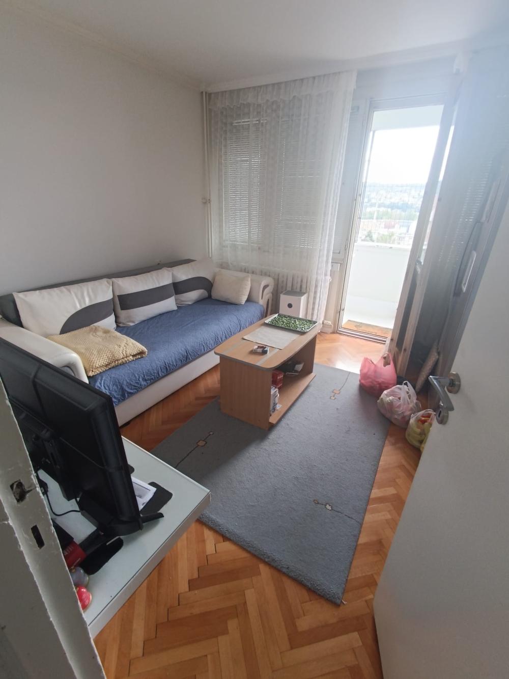 Slika 5 - Prodaja dvoiposobnog stana, Crveni Pevac Niš, terasa, lift