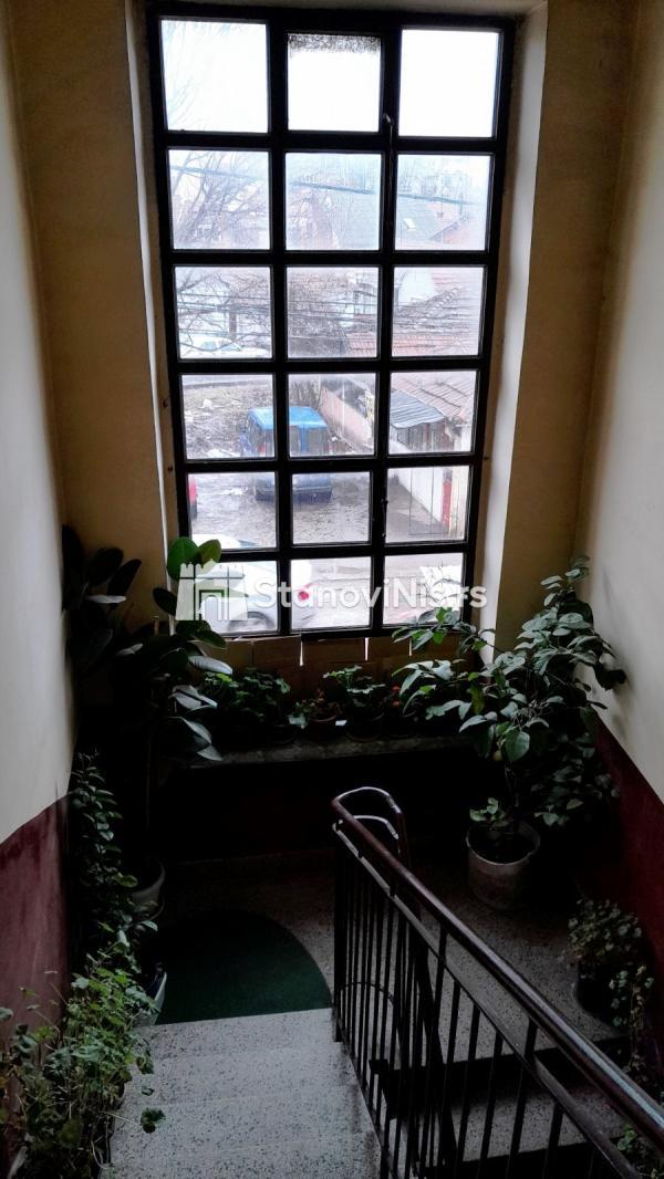 Slika 8 - Trosoban stan u kući sa lokalom, Trošarina ID#3111